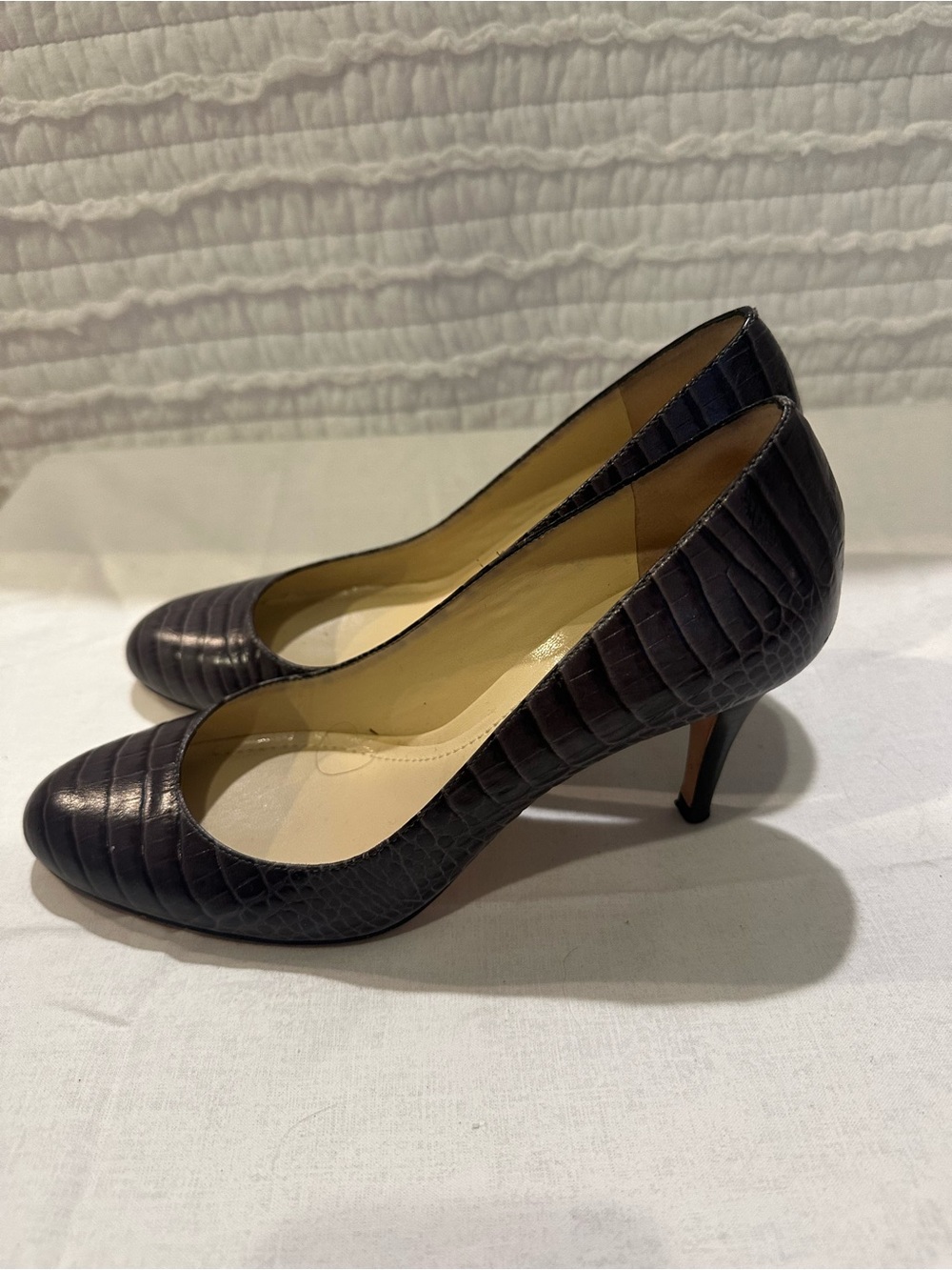 Ann Taylor Ariel Iron Printed Leather Heels Size 6.5